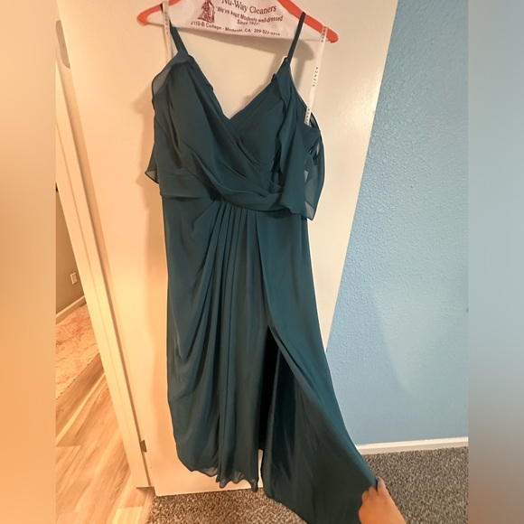 Azazie Dakota bridesmaid dress - Picture 2 of 5